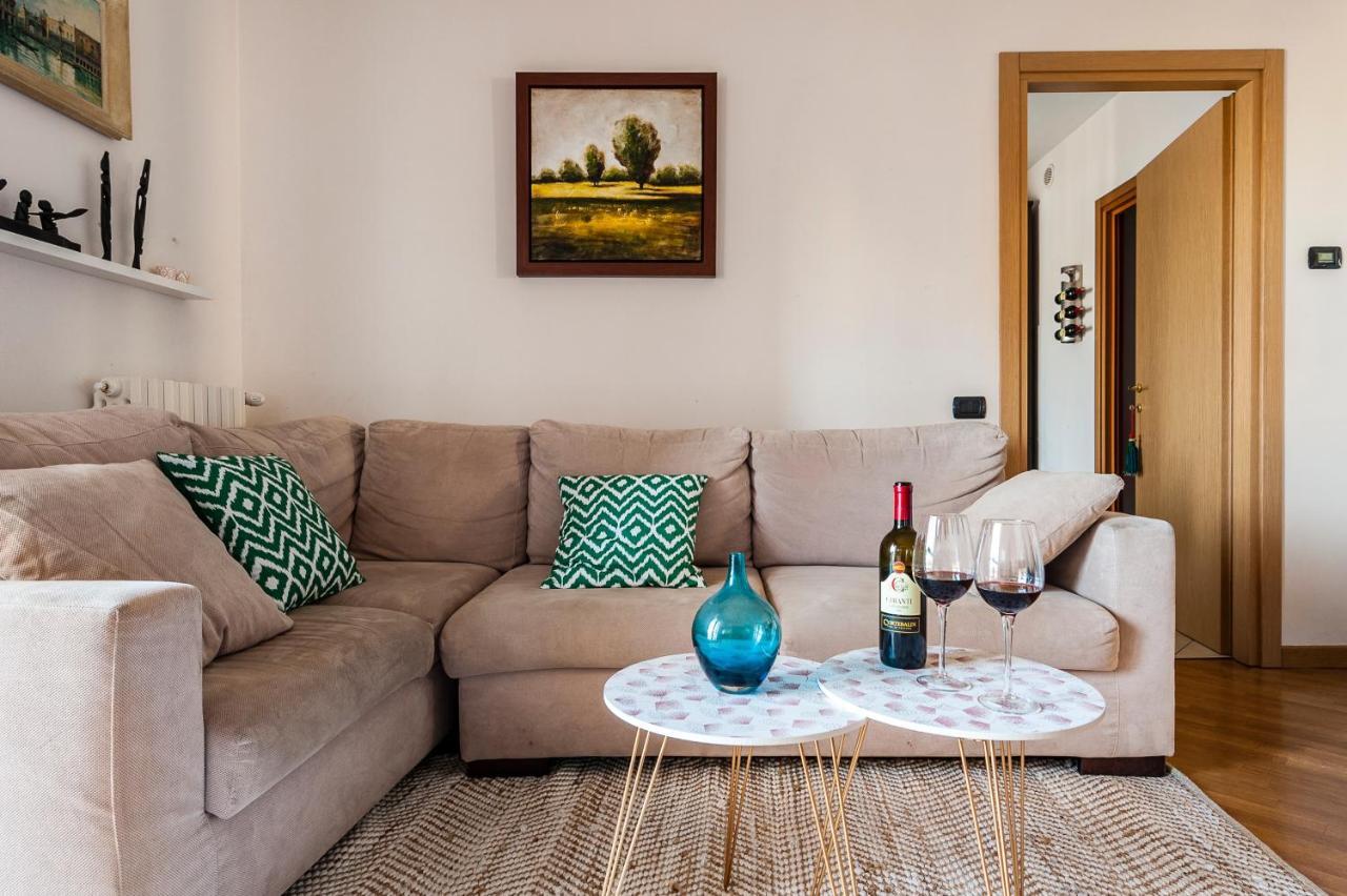 Hostly - Family Home Strada Dell'Olio - Brand New 2Br, 2 Bathrooms With Ac Cascina Exterior foto